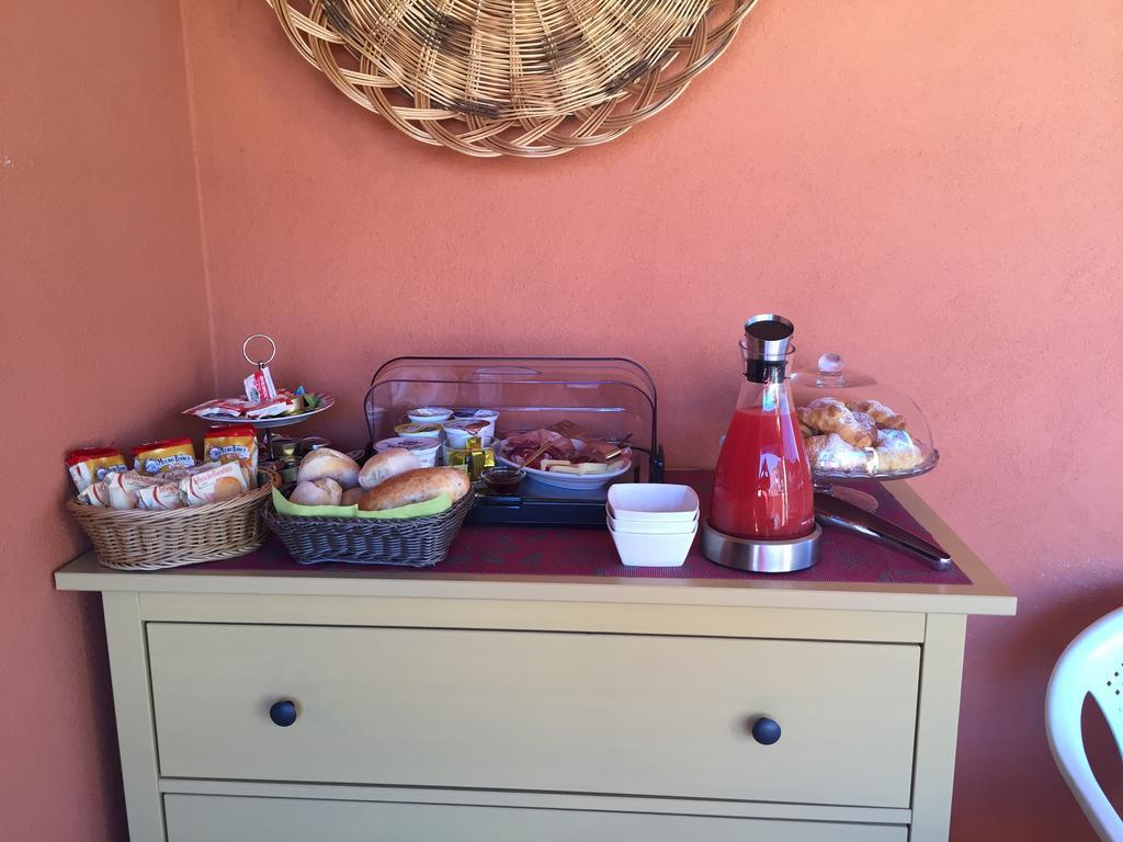 I Quattroventi Bed and Breakfast Muravera Eksteriør billede